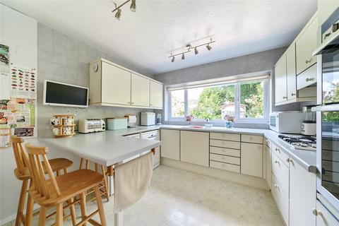 4 bedroom detached house for sale, Well Close, Surrey GU21