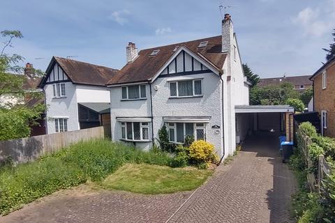 5 bedroom detached house for sale, Belswains Lane, Hemel Hempstead