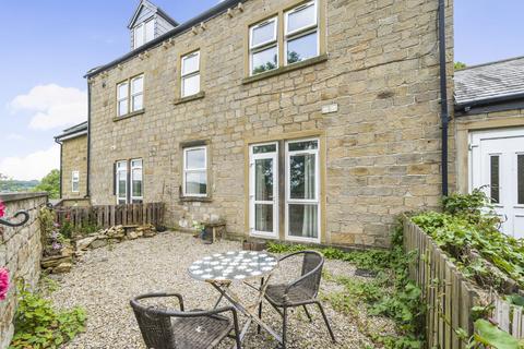 2 bedroom flat for sale, Rodley Lane, Rodley, Leeds, LS13