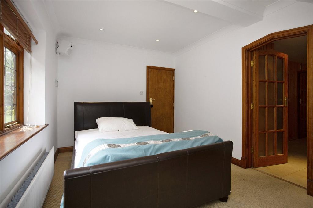 Bedroom Seven