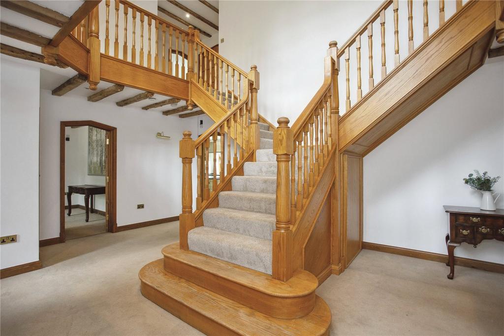 Feature Staircase