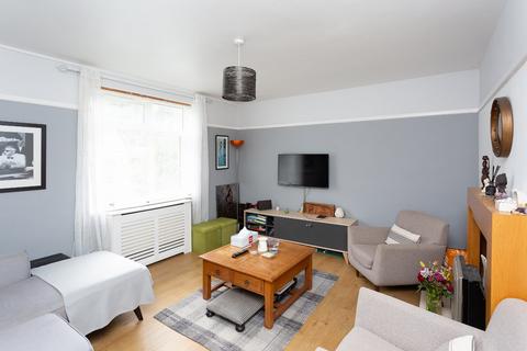 1 bedroom apartment for sale, Prestwick Road, Watford, Hertfordshire, WD19