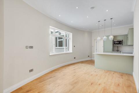 1 bedroom flat to rent, Gloucester Terrace, London W2
