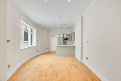 1 bedroom flat to rent, Gloucester Terrace, London W2