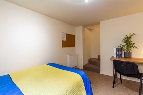 9 Gloucester Place, Cheltenham, GL52 2RJ