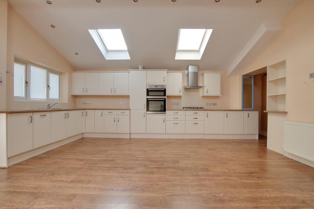 Kitchen dining room