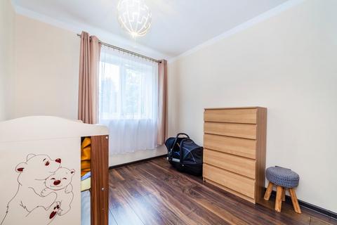 2 bedroom flat for sale, Swain Road, Thornton Heath, CR7