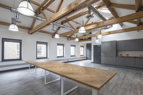 Office to rent, Clere House, 3 Chapel Place, London, EC2A 3DQ