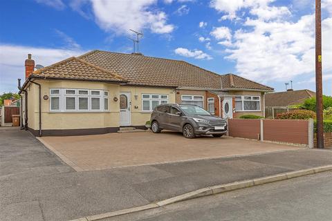 19 Carruthers Close, Wickford, SS11 7EZ