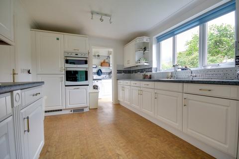 4 bedroom detached house for sale, Brackens Way, Lymington, SO41