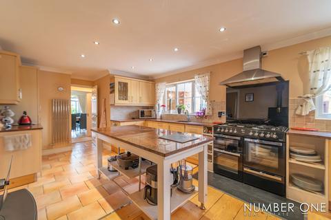 5 bedroom detached house for sale, Brackla, Bridgend, CF31