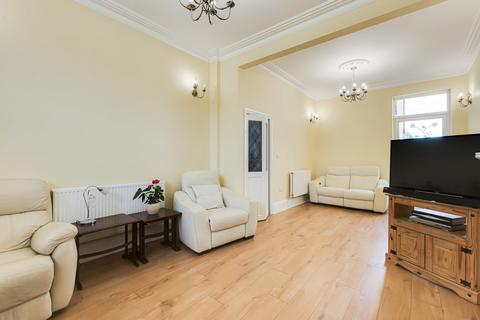 84 Bexley Road, Erith, DA8 3SP