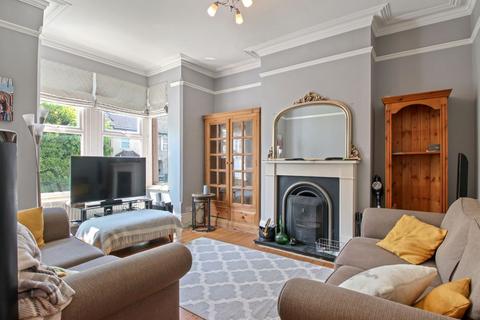 154 Old Road West, Gravesend, DA11 0LZ