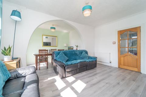 38 Keppel Drive, Glasgow, G44 4JZ