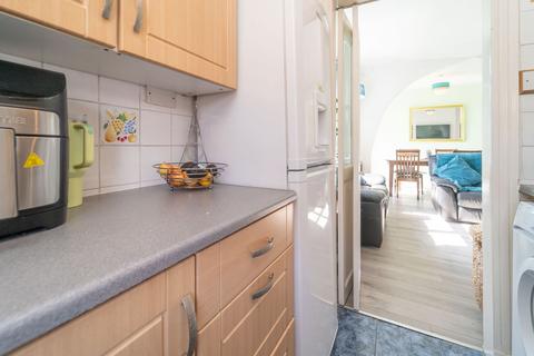 38 Keppel Drive, Glasgow, G44 4JZ