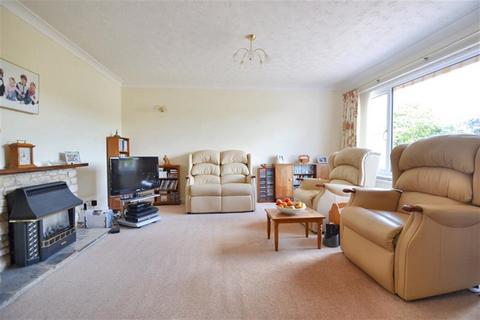 3 bedroom detached bungalow for sale, Olivers Battery