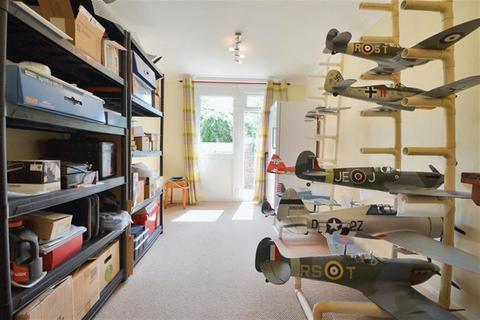 5 Sunnydown Road, Olivers Battery, Winchester, SO22 4LD