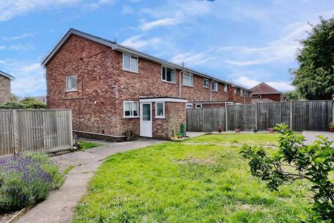 3 bedroom end of terrace house for sale, Brooks Close, Ringwood, BH24 1NE