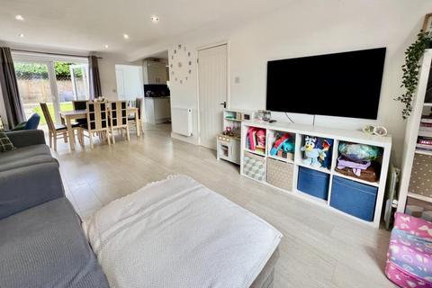 3 bedroom end of terrace house for sale, Brooks Close, Ringwood, BH24 1NE