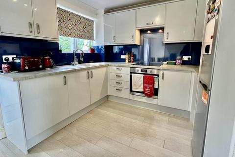 3 bedroom end of terrace house for sale, Brooks Close, Ringwood, BH24 1NE