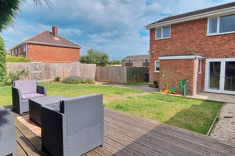22 Brooks Close, Ringwood, BH24 1NE