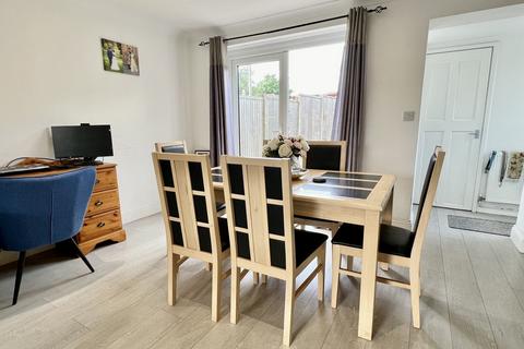 22 Brooks Close, Ringwood, BH24 1NE