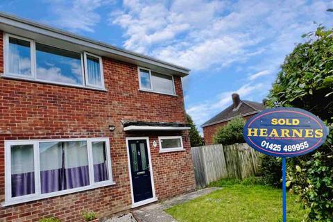 22 Brooks Close, Ringwood, BH24 1NE