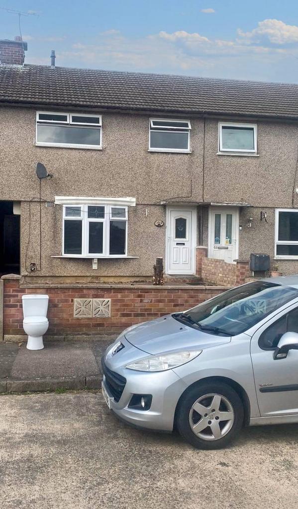 Flamborough Road, Leicester LE5 3 bed terraced house £1,000 pcm (£231 pw)