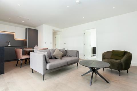 2 bedroom apartment to rent, Gartons Way, London SW11