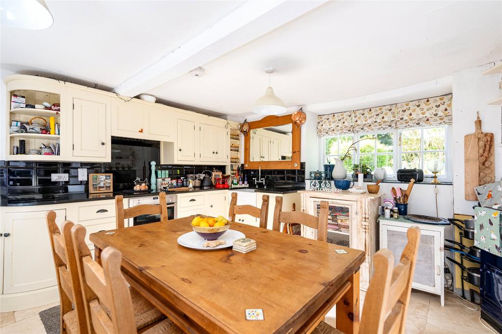 Kitchen/Breakfast