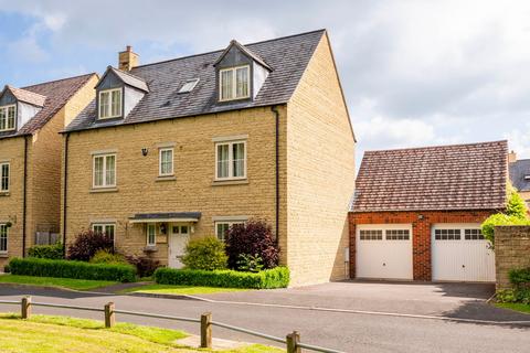 5 bedroom detached house for sale, Trubshaw Way, Moreton-In-Marsh, GL56