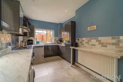 3 bedroom terraced house for sale, Caerleon Road, Newport, NP19