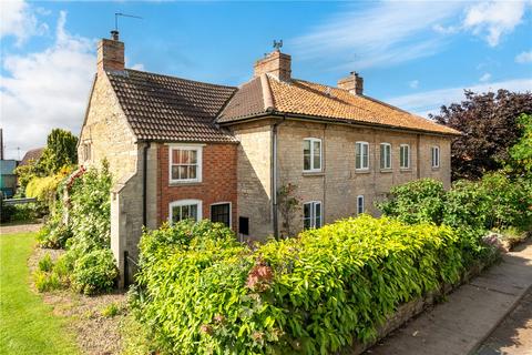 3 bedroom end of terrace house for sale, Walcot, Sleaford, Lincolnshire, NG34