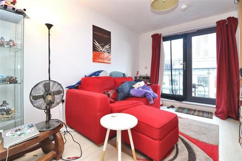1 bedroom apartment to rent, Cardinal Place, Woking GU22