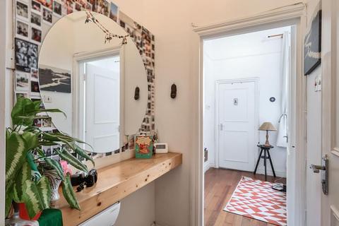 2 bedroom flat for sale, Haverstock Hill,  Chalk Farm,  NW3