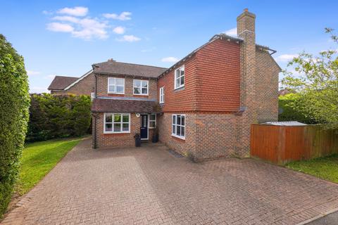 5 bedroom detached house for sale, Kilnbridge Close, East Farleigh, ME15