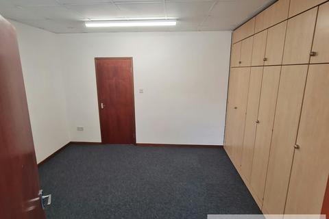 Land to rent, Unit 21, Crondal Road, Coventry, CV7 9HN