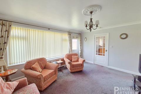 2 bedroom bungalow for sale, Mayfield Road, Peterborough PE7