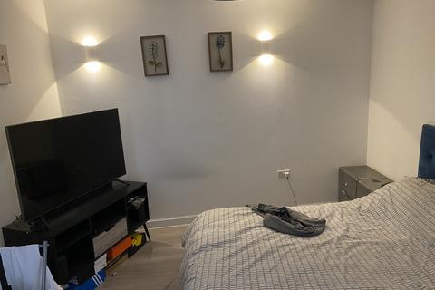 1 bedroom apartment for sale, High Street, Cradley Heath, B64