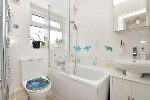 7 Witley Crescent, New Addington, Croydon, CR0 0RQ