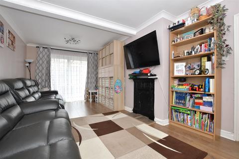7 Witley Crescent, New Addington, Croydon, CR0 0RQ