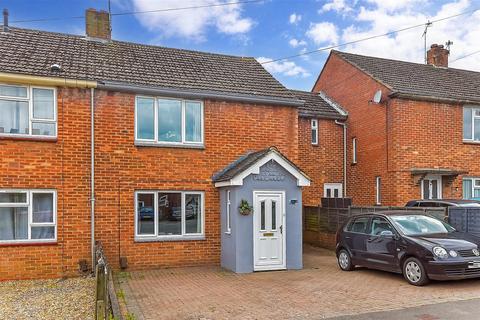 3 bedroom terraced house for sale, Mill Road, Waterlooville, Hampshire