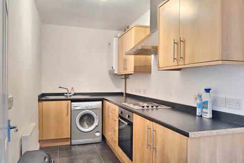 2 bedroom flat to rent, Front Terrace, North Shields NE29