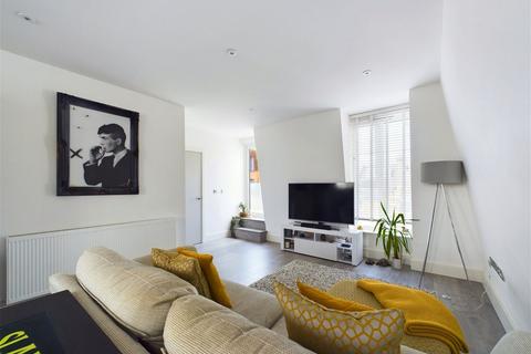 2 bedroom flat for sale, 3 Lennox Road , Worthing, BN11 1DA