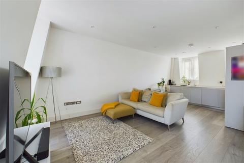 2 bedroom flat for sale, 3 Lennox Road , Worthing, BN11 1DA