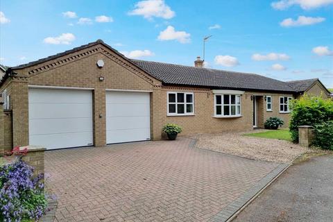 3 bedroom detached bungalow for sale, Silk Willoughby NG34