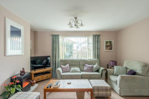 12 Frobisher Road, Bristol, BS3 2AU