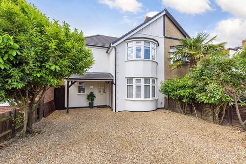 24 Cornwall Avenue, Welling, DA16 2PR