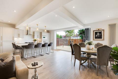 24 Cornwall Avenue, Welling, DA16 2PR