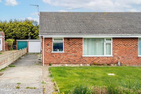 2 bedroom semi-detached bungalow for sale, Reynolds Avenue, Caister-On-Sea